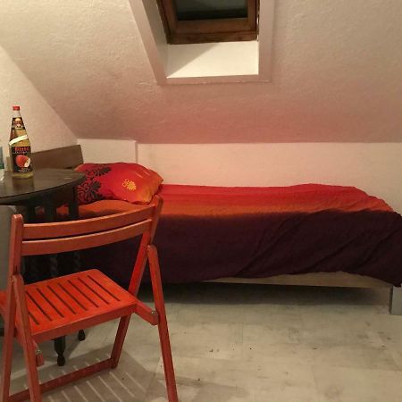 Cozy Room In ลุดวิกสบูร์ก ภายนอก รูปภาพ